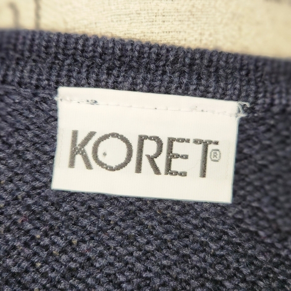 90s Embroidered Sleeveless Knit Cardigan Vest - Picture 9 of 12